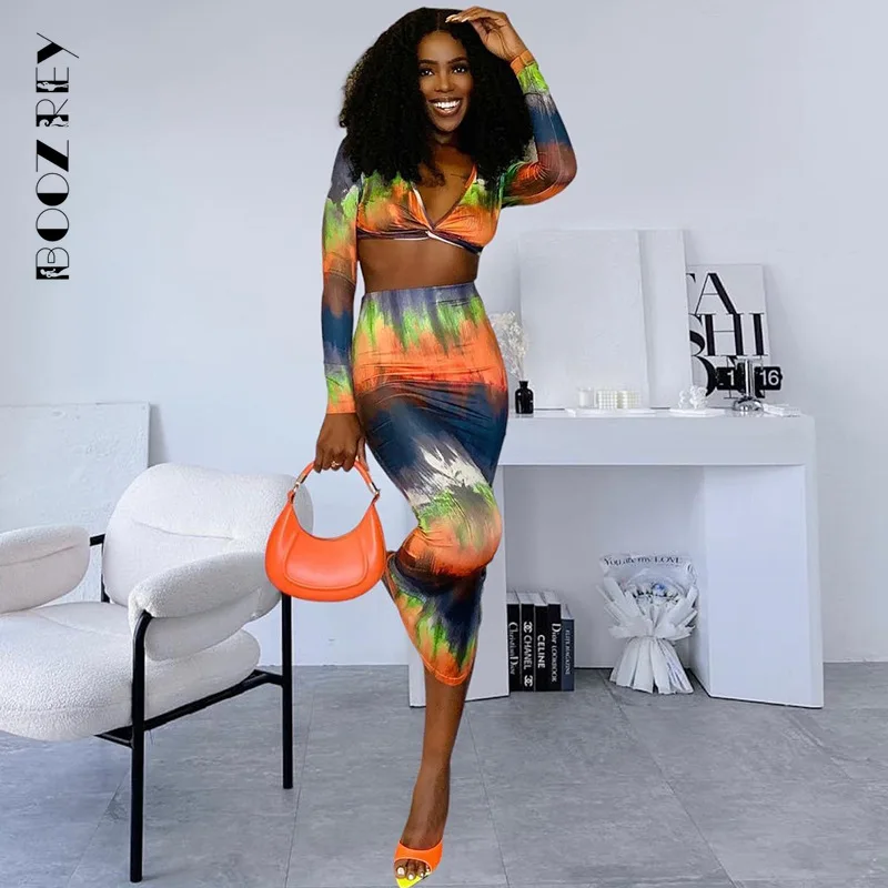 

BoozRey Sexy Gradient Printed Two Piece Set Women Elegant Navel Exposed Long-sleeved Blouse Hip Skirt Two-piece Women Clothing