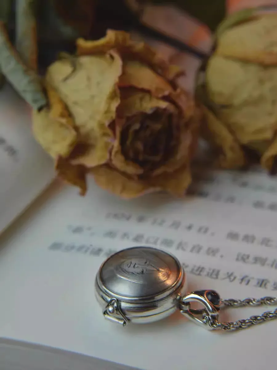 MengG Customized Photo Real S925 Protect Owner  Small Box Necklace Relief Pendant Gau Box Couple Parent-child Gift hand engrave