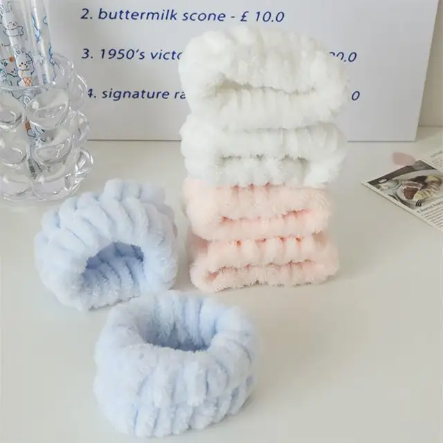 Csuklómosó Öv Puha Mikroszálas Törülköző Csuklószalagok Mosáshoz Az Arcvíz Felszívódása Mosás Megakadályozza A Nedvesség Sávját - Image 4