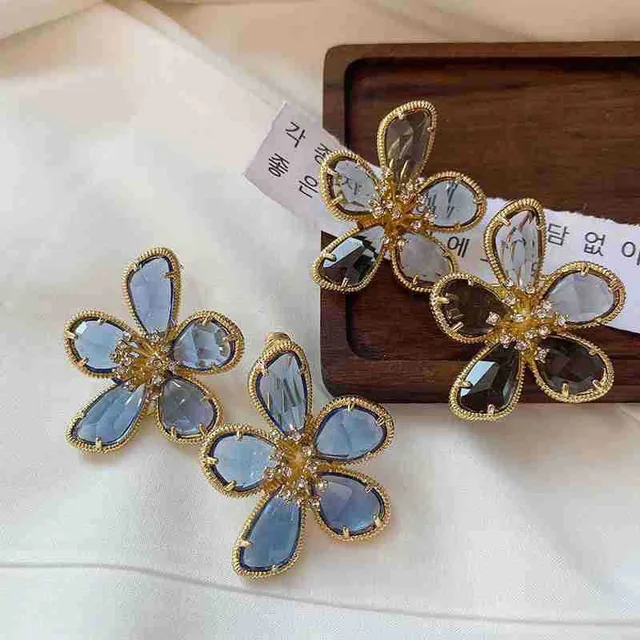 Fashion Crystal Flowers Stud Earrings for Women 2024 Trendy Europe Korean Exaggerated Personality Jewelry 4