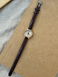 Vintage - Style Coffee Leather Strap Women's Watch with Delicate Round Dial (Coffee)