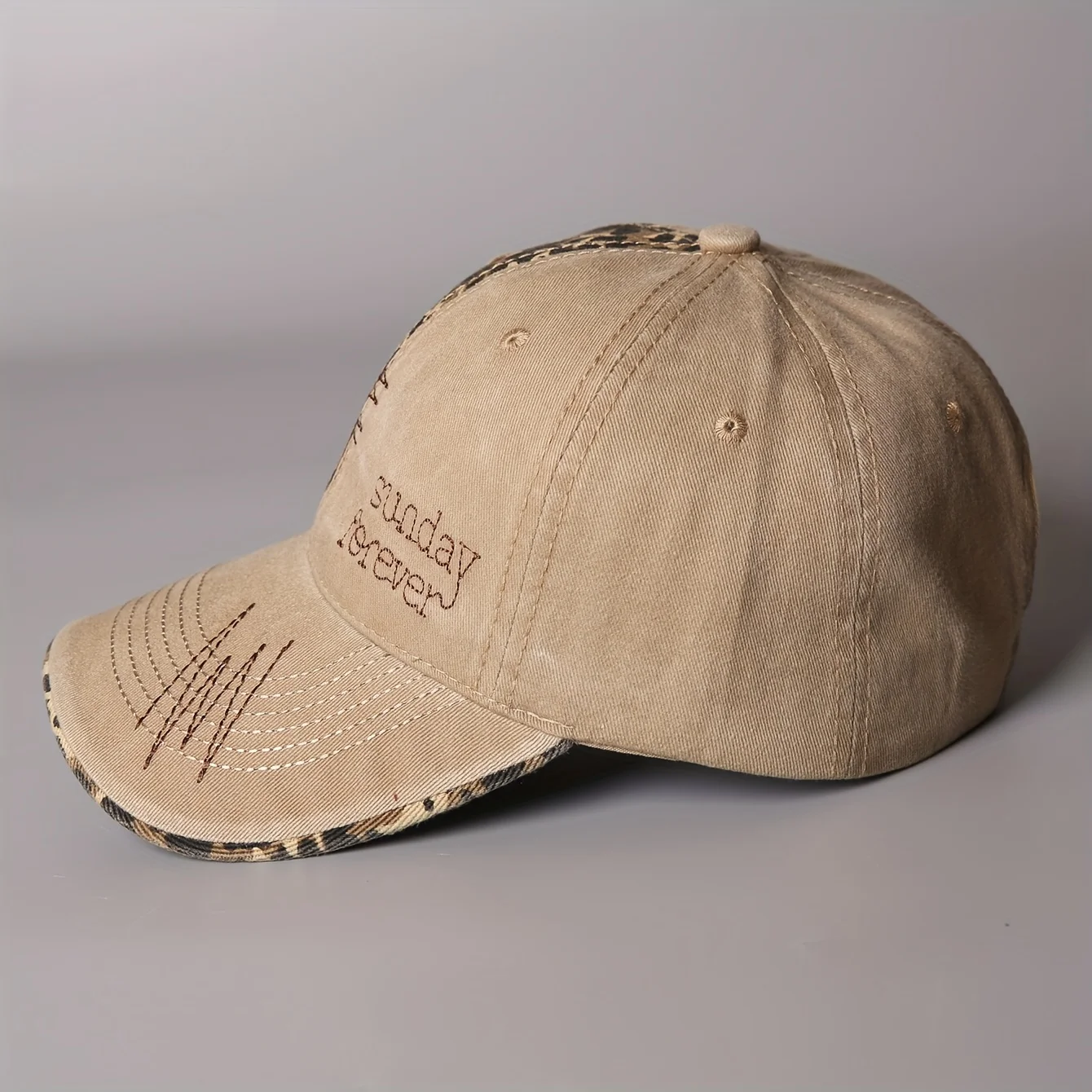 Leopardenmuster Buchstaben-Bestickte Baseballkappe für Frauen Street-Style Hot Girl Personalisierte Mode Gesichtsformende Entenschnabel-Kappe – Detail 6