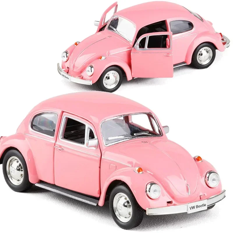 Фото Модель автомобиля VOLKSWAGEN Beetle в масштабе 1:36, игрушка с откидной спинкой для детей, рождественские подарки, Коллекция классических игрушек из сплава под давлением 1967 F346 №5