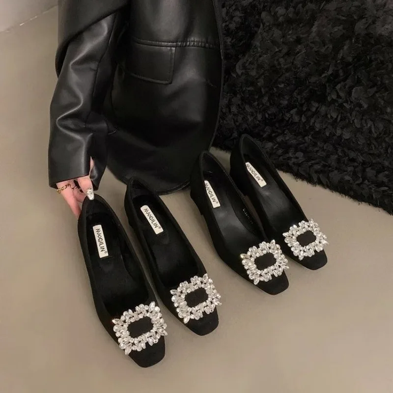 Winter Fur Flats Shoes Woman Luxury Crystal Pointed Toe Slip on Ladies Flat Shoes Female Sexy Boat Mocasines Designer