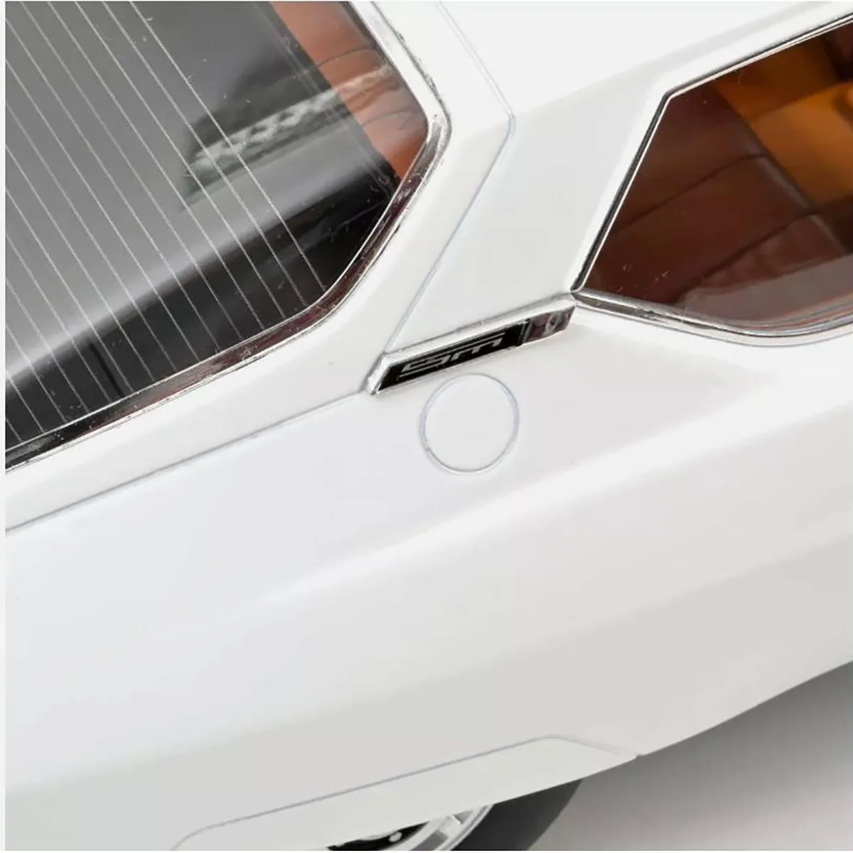 Die-cast Citro SM 1970 Rare White 1:12 Scale Alloy Classic Car Model Souvenir Large Sedan Ornament Collection Hobby Holiday Gift 12 Sb395701d1b294f0497c21334f6013f70d