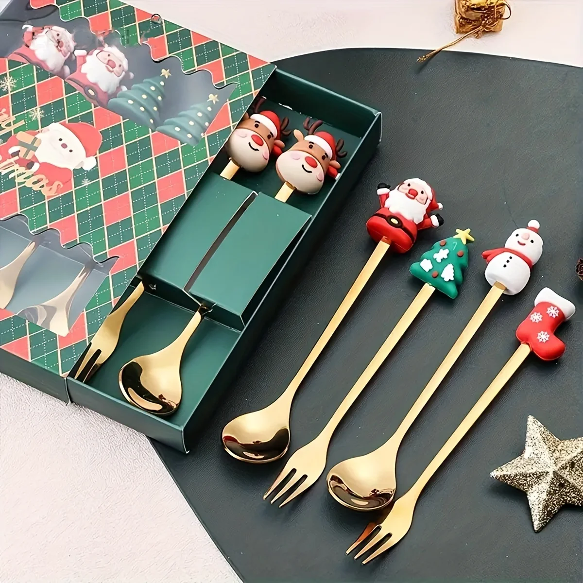2/4/6Pcs 크리스마스 포크와 스푼 세트, 스테인레스 스틸 크리 에이 티브 식기, 커피 차 디저트 포크와 스푼 선물 세트
