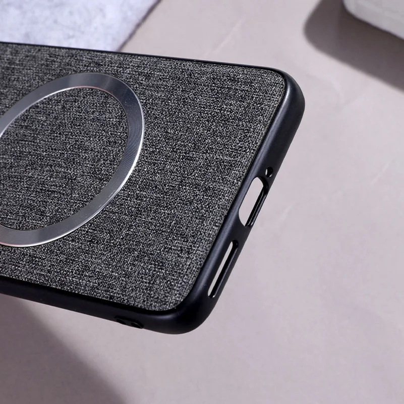 Guizzcg Custodia magnetica per Motorola Moto Edge 50 Fusion, compatibile con MagSafe, retro traslucido, resistente alle cadute, antiurto, nero opaco