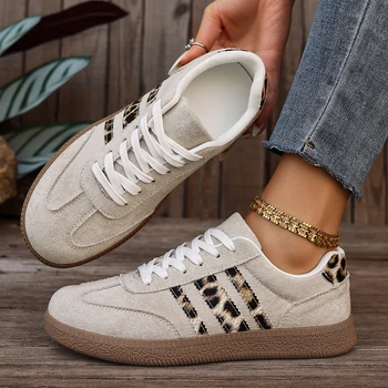 New Leopard Print Casual Sports Shoes for Autumn Winter, Large-sized Lace-up Anti-slip Round-toe Lace-up Women's Single Shoes 74 1