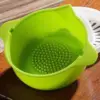 1PC Mini Manual Juicer - Color Random 4