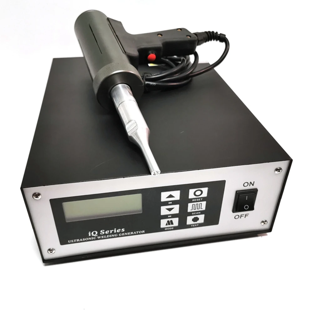 

28Khz 1000w Portable Ultrasonic Spot Welder For Plastic Welding