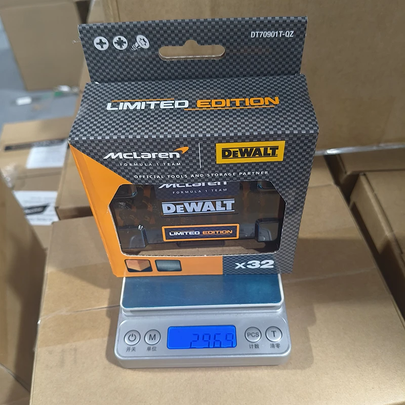 DEWALT McLaren F1 팀 DT70901T-QZ 32피스 스크루드라이버 비트 세트, FLEXTORQ 기술이 적용된 한정판
