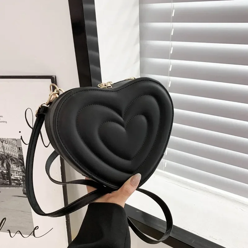 

Retro Small Crossbody Bag Women's New Fashion Trendy Casual Shoulder Bag Internet Red Texture Diagonal Cross Love Shoulder Bag