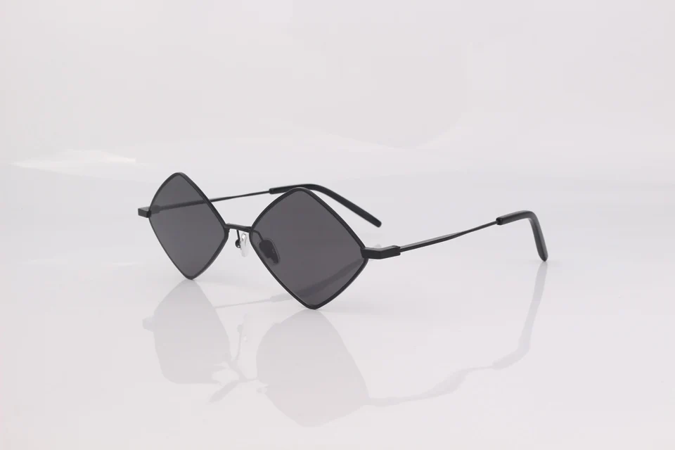 Men Women Square Retro Reflective Metal Frame Glasses Chain Strap Sunglasses  - Grey - CZ18CYTN5Q9