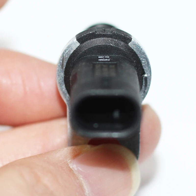 Coolant Temperature Sensor for VW AUDI Skoda Porsche Seat 1.8TFSI 2.0TFSI 3.0TDI 06K 919 525 079919523 06L919525 06L 919 525