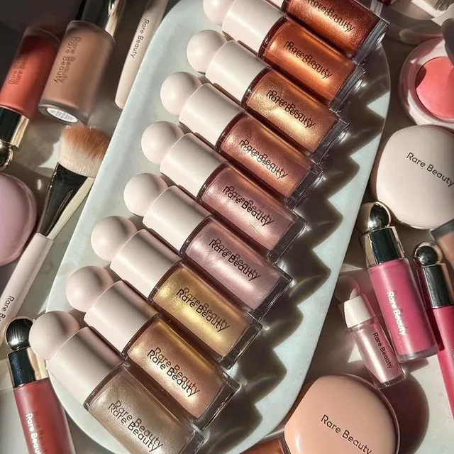 Rare Beauty Gloss à lèvres, blush, illuminateur, rehausseur de couleur, Happy Hope Joy Love Lucky Makeup, emballage exquis 1