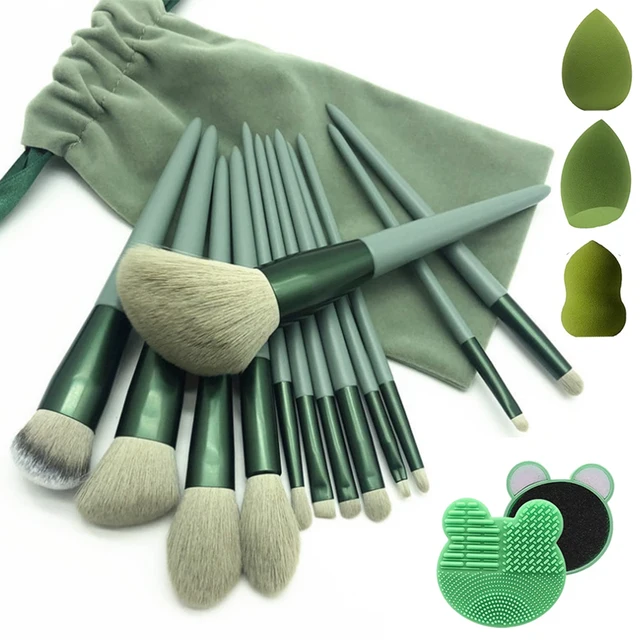 40739-387fc9.jpg 13-Piece Makeup Brush Set with Sponge and Cleaning Case – Complete Professional Kit