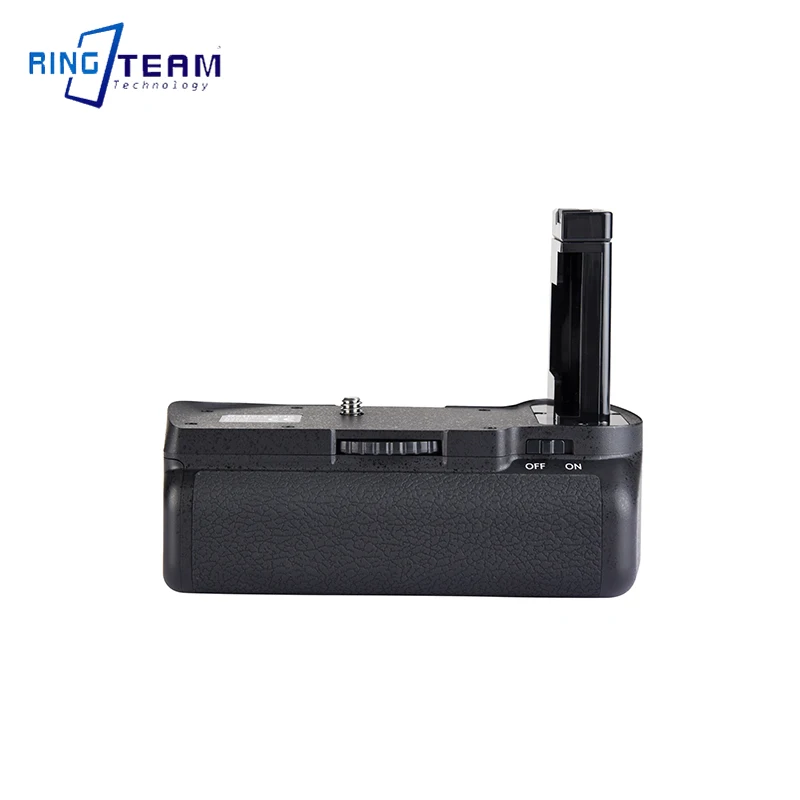 Nikon - 【やや難あり】ニコンD5100バッテリー2個、レリーズ、ストラップetc やや難あり】ニコンD5100バッテリー2個、レリーズ、ストラップetc