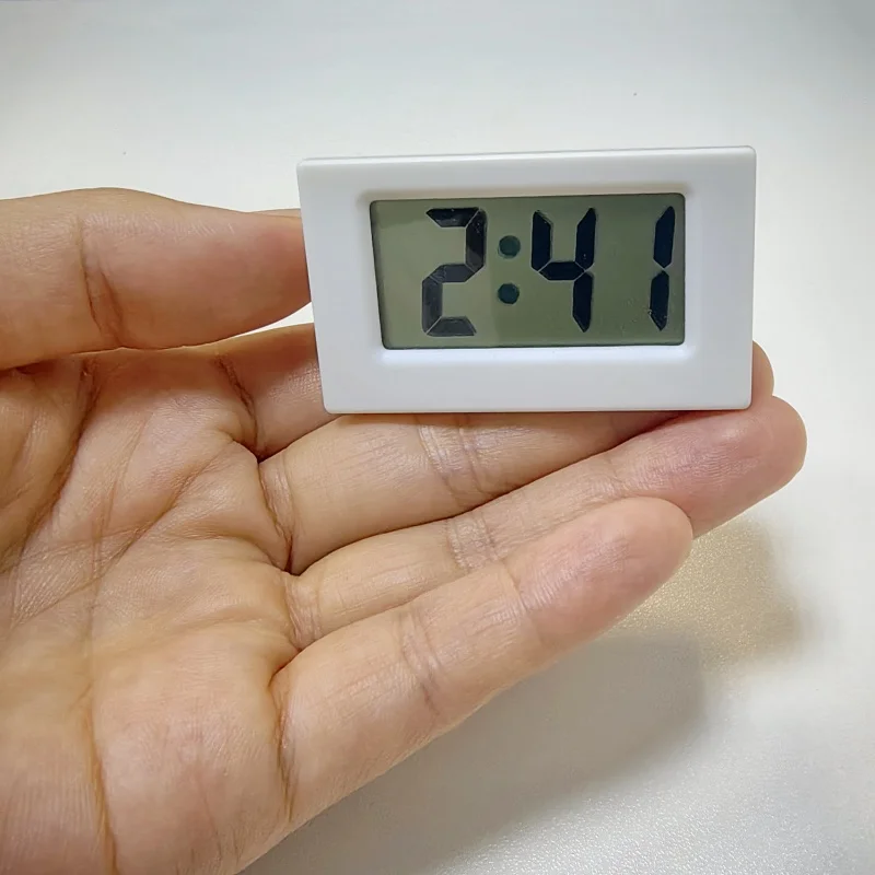 LR1130 Battery Powered Mini Desk Clock Date 12-Hour Time Display Portable Electronic Table LCD Clock for Travel Car Bedroom 1