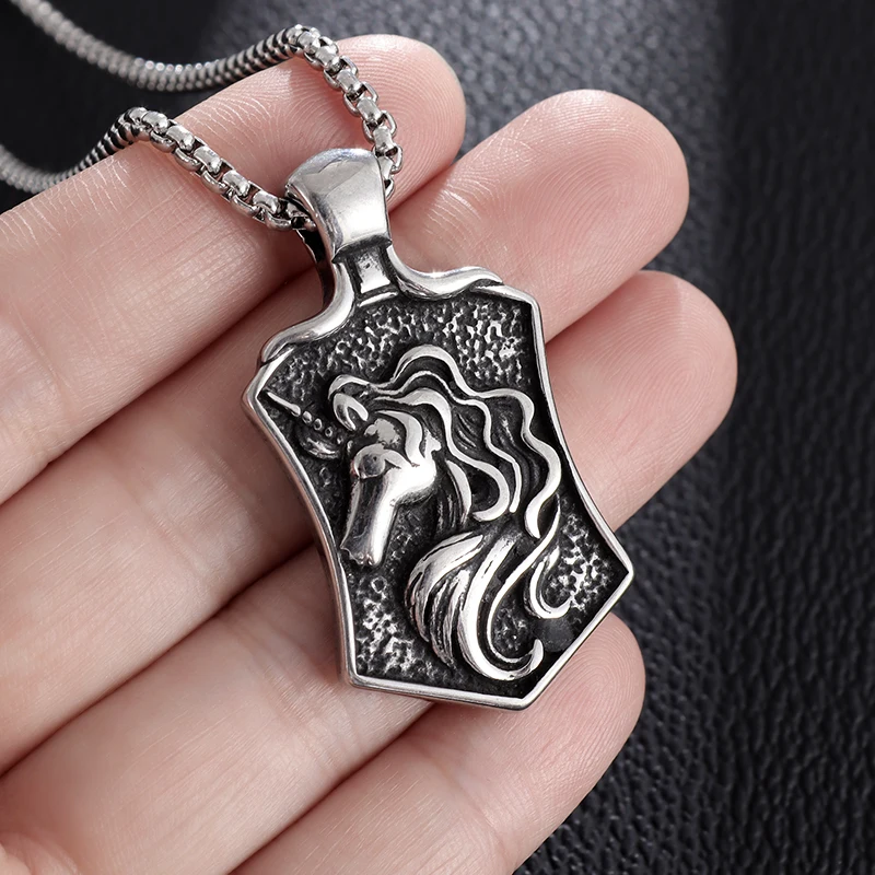 Fashion Creative Unicorn Lucky Pendant Stainless Steel Pegasus Necklace Men and Women Hip Hop Trend Punk Jewelry Gift