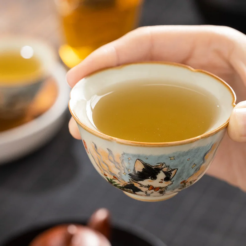 كوب القط اللطيف