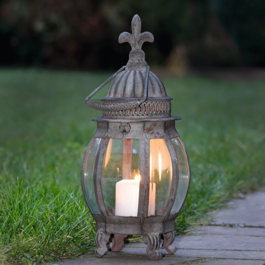 

Metal Unique Candle Holder House Decor Table European Candle Holder Glass Iron Retro Vintage Nordic Candelabros Para Velas Decor