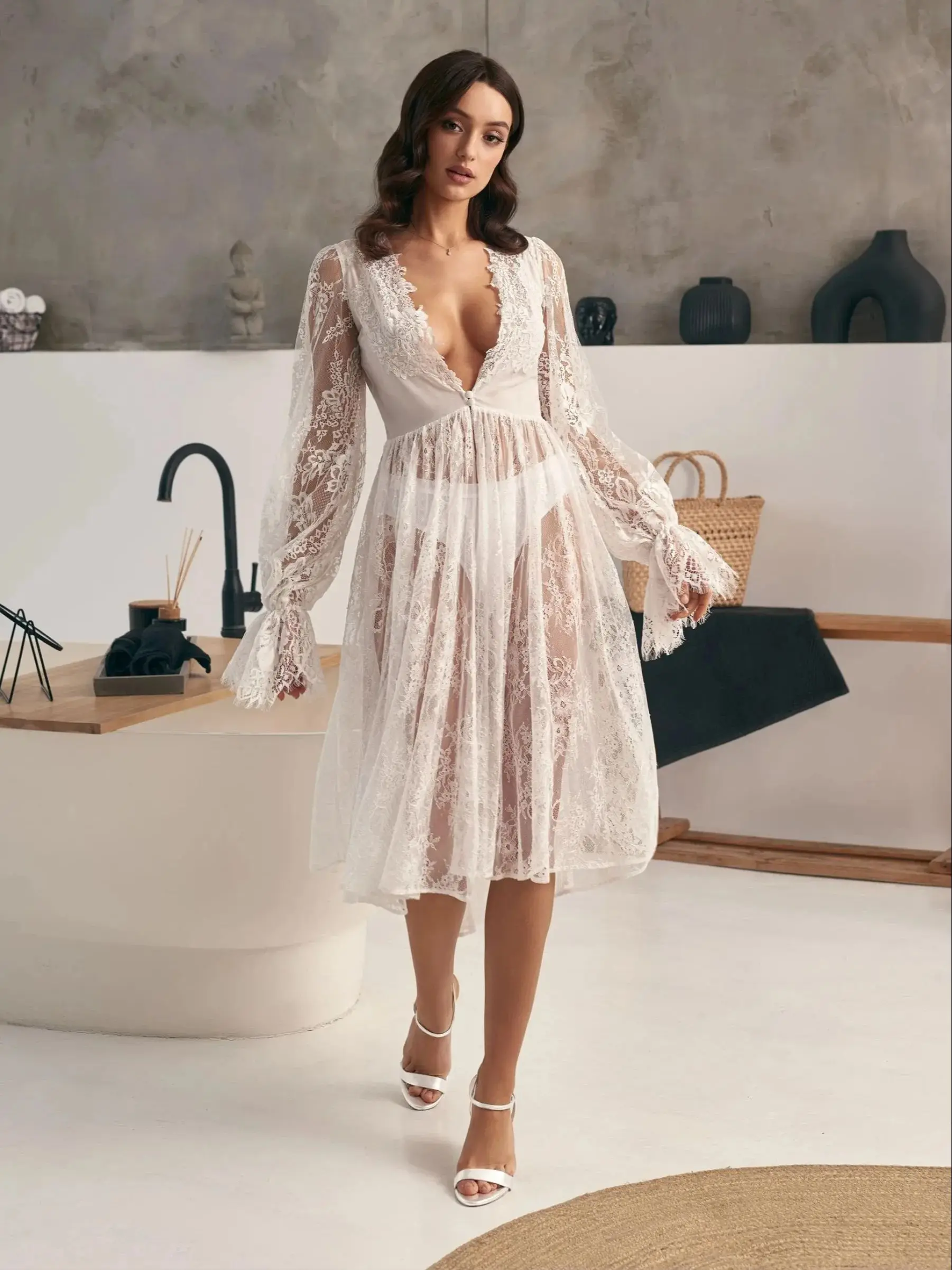 

Lace Bridal Robe for Women 2024 Full Sleeves Boudoir Sleepwear Pajamas V Neck Lingerie Gowns Knee Length vestido de novia