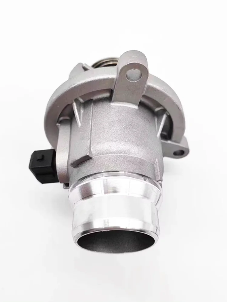 エミリー OE; 11537586885 Thermostat Housing Assembly For BMW E53 E60 E63 64