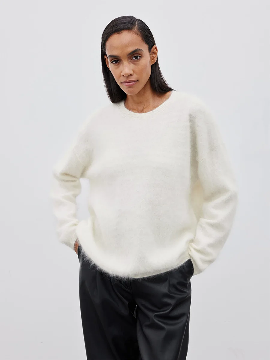 Bornladies Women's Solid Color Knit Sweater Loose Fit Crew Neck Long Sleeve Casual and Relaxed Autumn Winter Fashion Jumpers