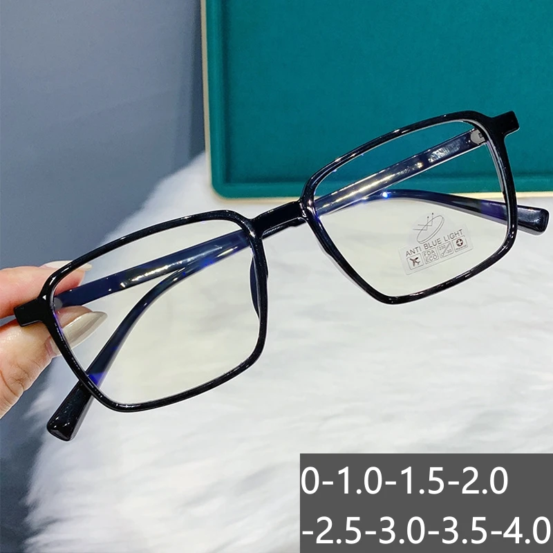 

Women's Ultralight Myopia Glasses Unisex Transparent Small TR Frame Eyeglasses Men Women Vintage Diopter Eyewear Gafas De Miopía