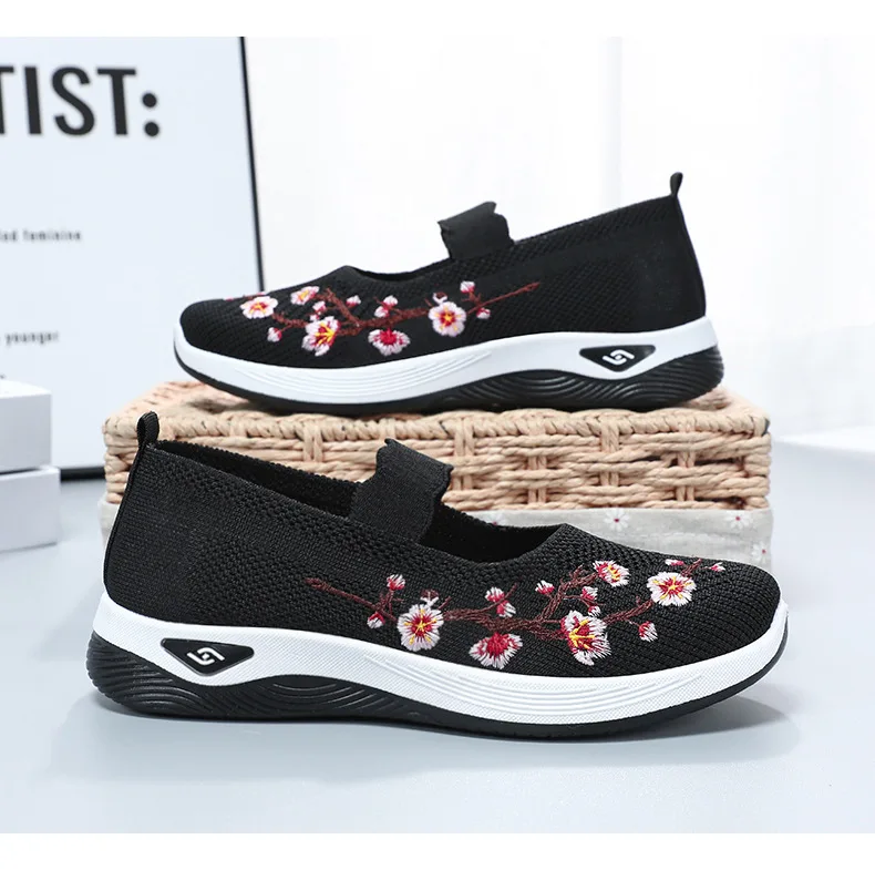 Summer New Embroidered Shallow Mouth Single Shoes Ethnic