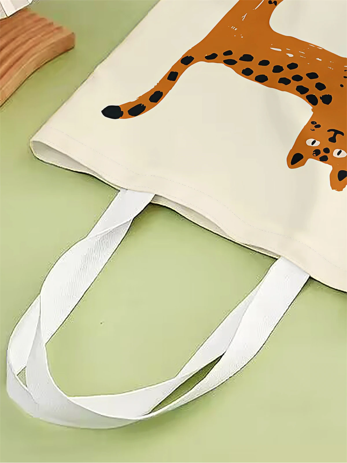 1pc,cartoon tiger pattern handbag, reusable fashionable handbag, multifunctional handbag, printed canvas shopping bag