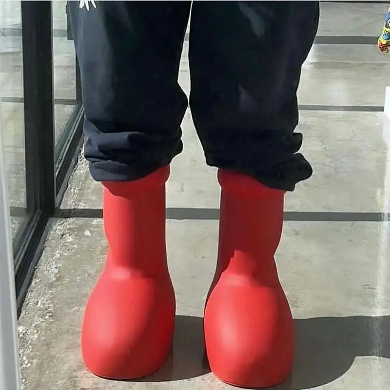 

2023 New Big Red Boots Astroboy Women Men Sarah Snyder Red Rain Boots Thick Bottom Big Round Toe Flat Slip-on Cartoon Boots Gift