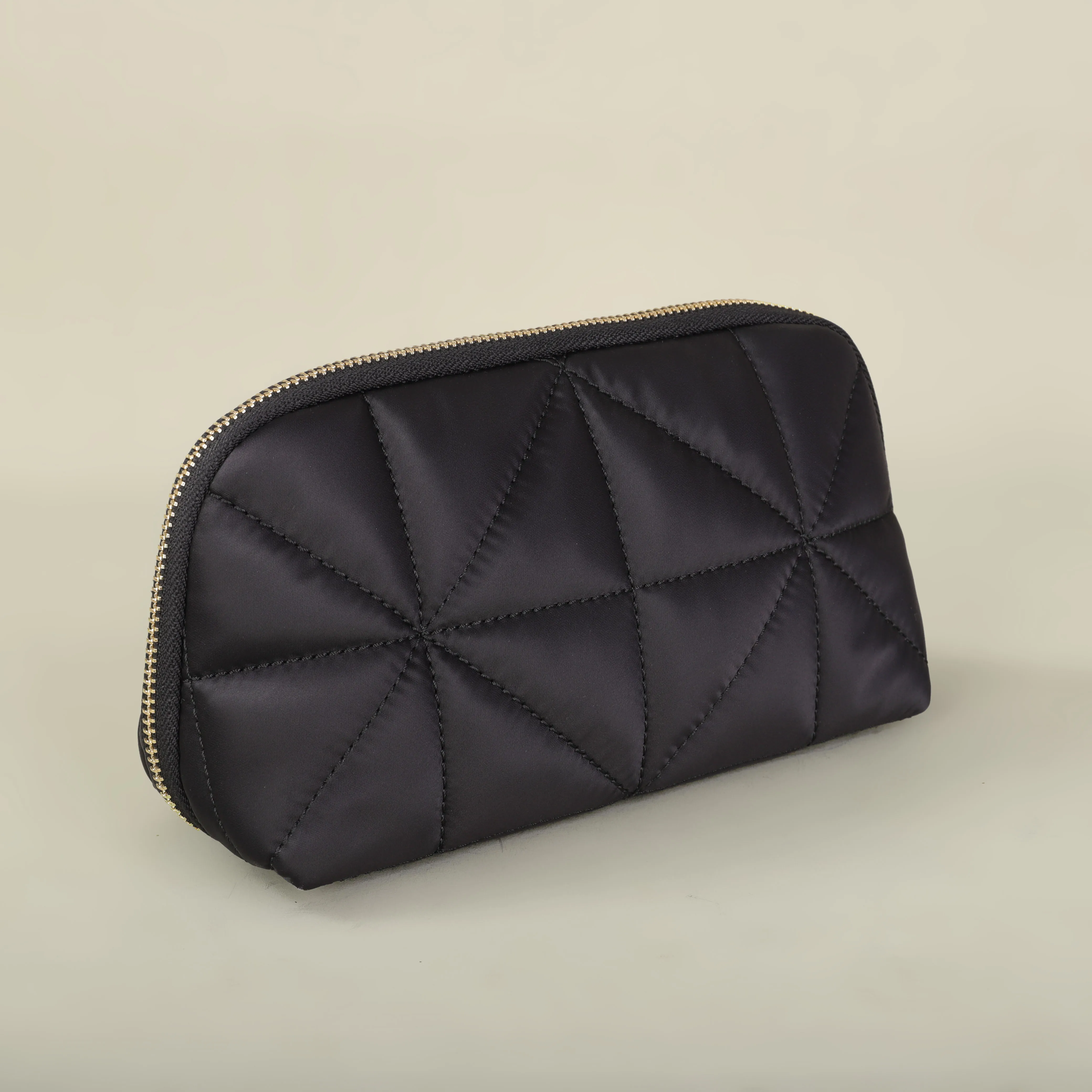 Portable nylon folding handbag interior view