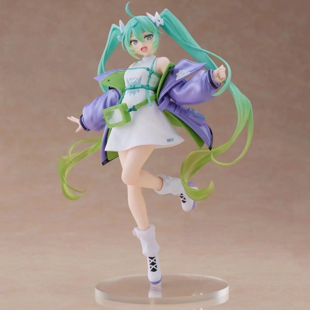 Sb3be80a96a694f2da12e65f32b4e11e63 - Hatsune Miku Figure