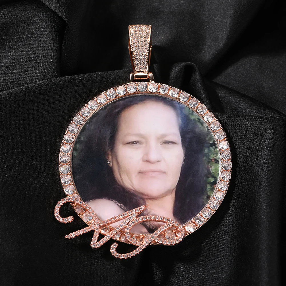 THE BLING KING Custom Cursive Letters Big Round Photo Memory Pendant DIY Picture Chain Necklace Hiphop Jewelry For Family Gift