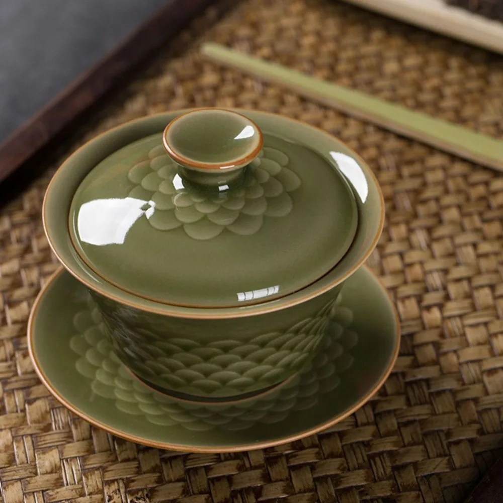 100ml Handmad Longquan Celadon Hand Grasping Gaiwan Fish Scale Three Talent Tea Tureen Tea Maker Cover Bowl Ceremony Gift