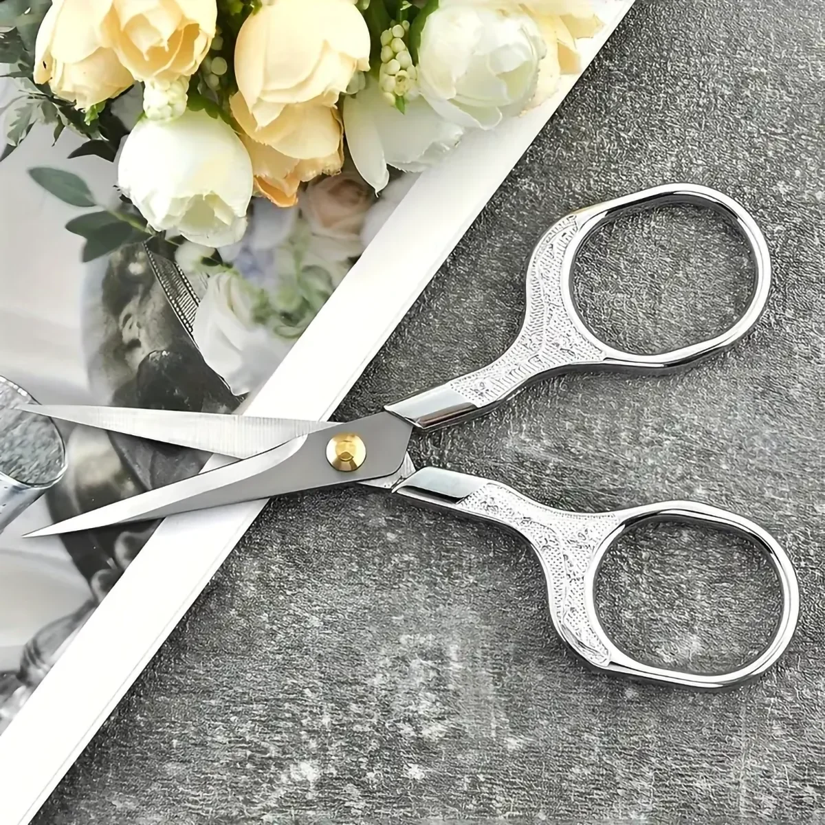 1pc Flower Vintage Stainless Steel Household Scissors Square Handle Embroidered Scissors Student Office Small Scissors craft scissors