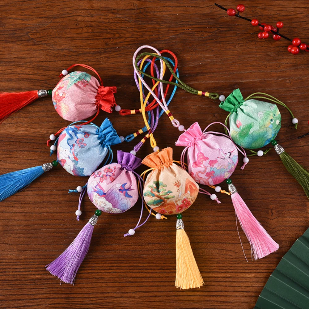 2025 New Year Retro Brocade Sachet Bag Chinese Pouch Pendant Carrying Ancient  Small Salon Lucky Bags Empty Bags