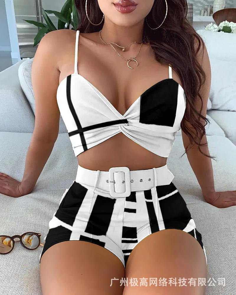 

2022 New Casual Women's Wear Sexy Women's Shorts 2-Piece Set, Black and White Contrasting Color Suspender Suit - With Belt