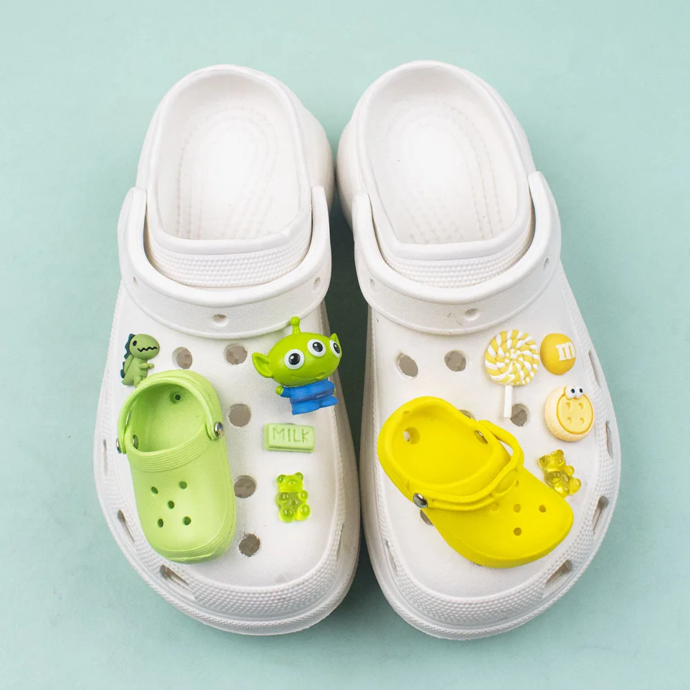 

Funny Simulated Mini Shoes Charms for Crocs Charms Decoration Accessories Funny Cartoon Mens Badges for Crocs Kids Women's Gifts