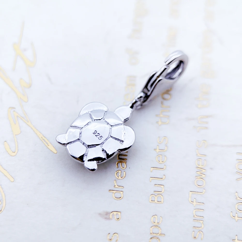 THOMAS SABO CHARM CLUB ペンダントトップ 亀　タートル THOMAS SABO CHARM CLUB ペンダントトップ 亀 タートル Amazon