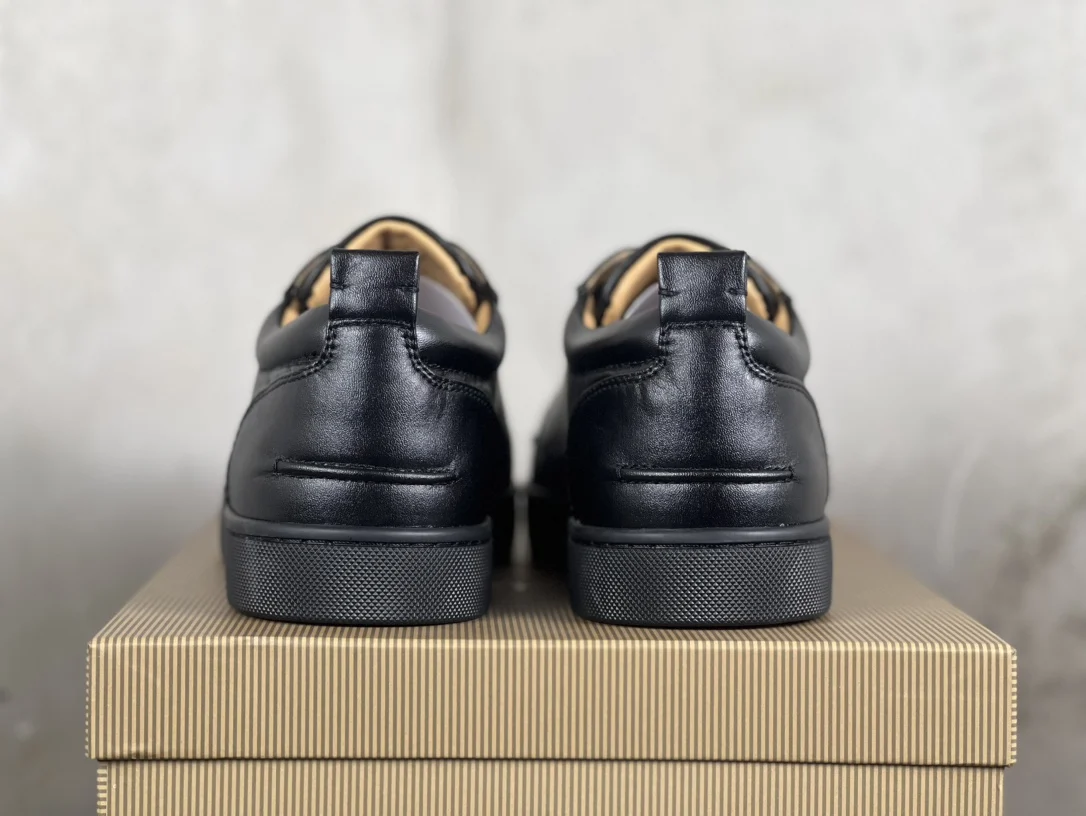 Fashion white black women's men's loafers comfortable flat high heels men's lace-up rivet casual shoes 5