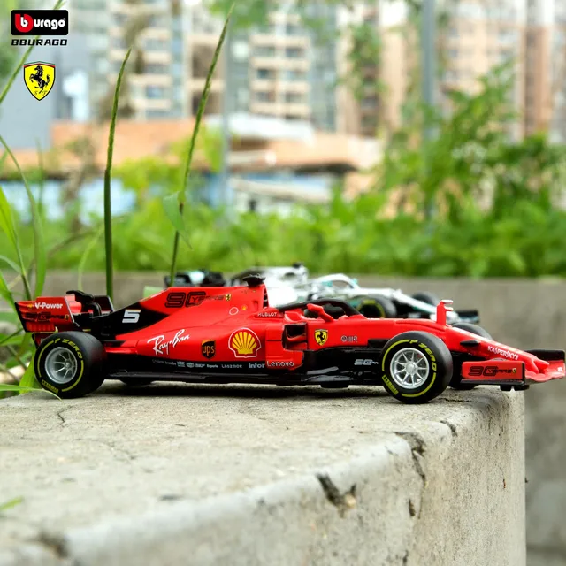 Bburago 1:43 Ferrari Diecast Alloy Model Car F1 Team Racing Formula Cars Static Toy SF21 SF1000 #7#16#5 3