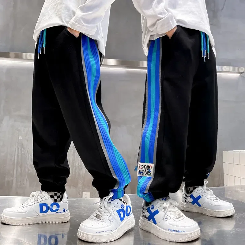 thumbnail image 1 of Pantalones de chándal informales para niños, pantalones versátiles, ropa para niños de mediados a grandes, primavera y otoño, novedad de 2023, 1 of 4