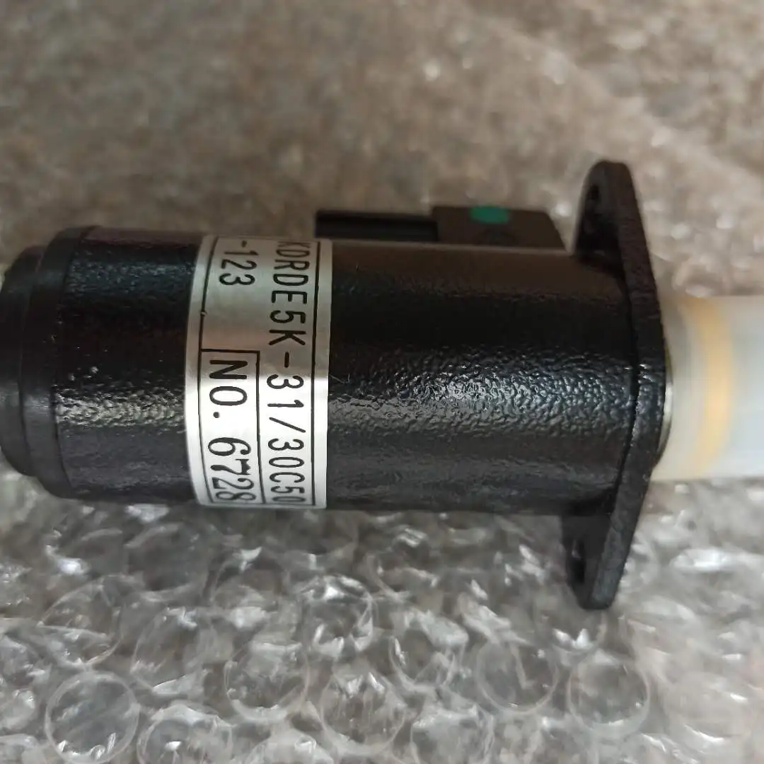 For Kobelco Excavator Parts KDRDE5K-31/30C50 SKY5P-17-A SK330-6/-6E High Quality Solenoid Valve