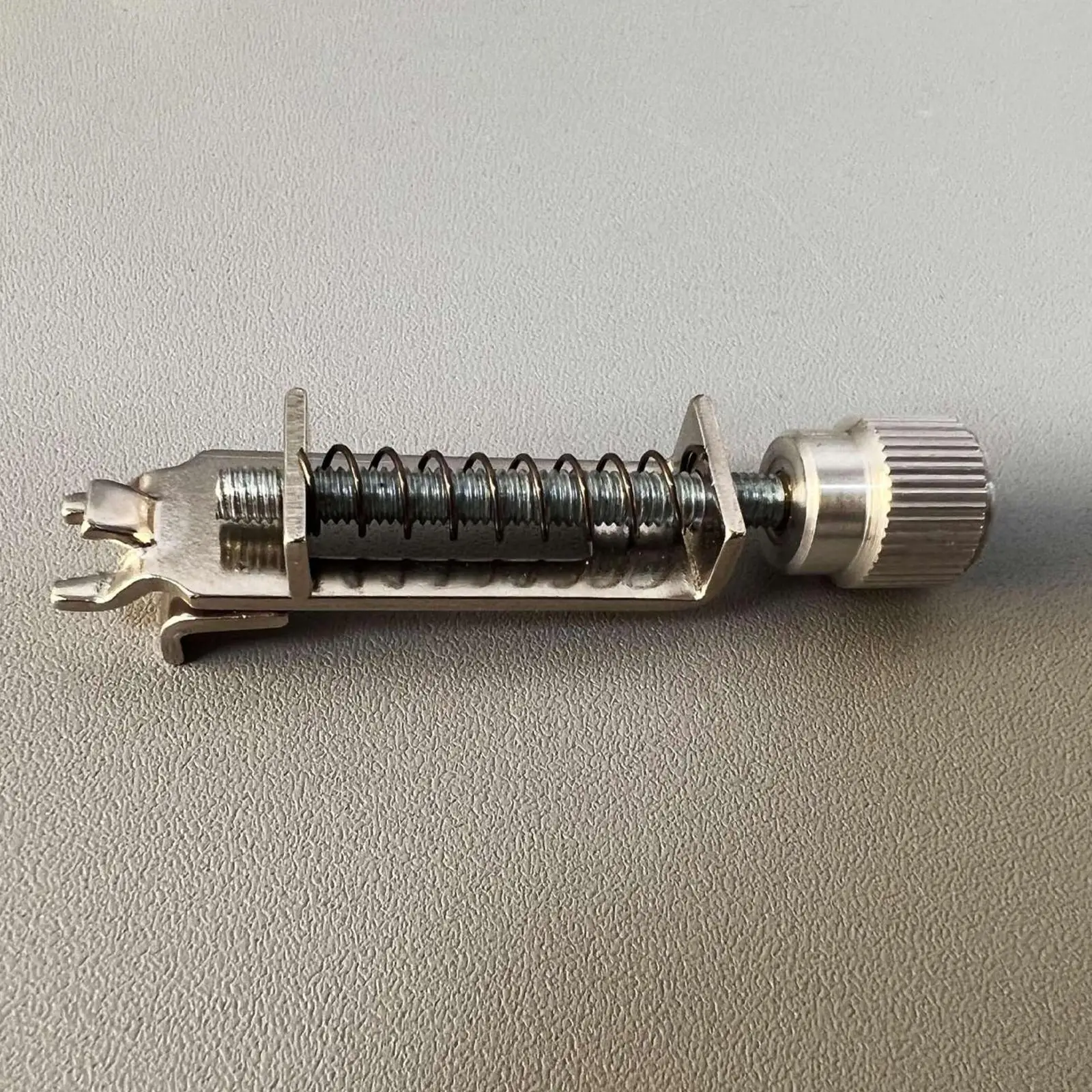 Strumento di sintonia nessuna chiave necessaria attrezzatura per parti di riparazione facile da usare forniture di ricambio strumento di intonazione del sistema Tremolo per chitarra elettrica - Image 3
