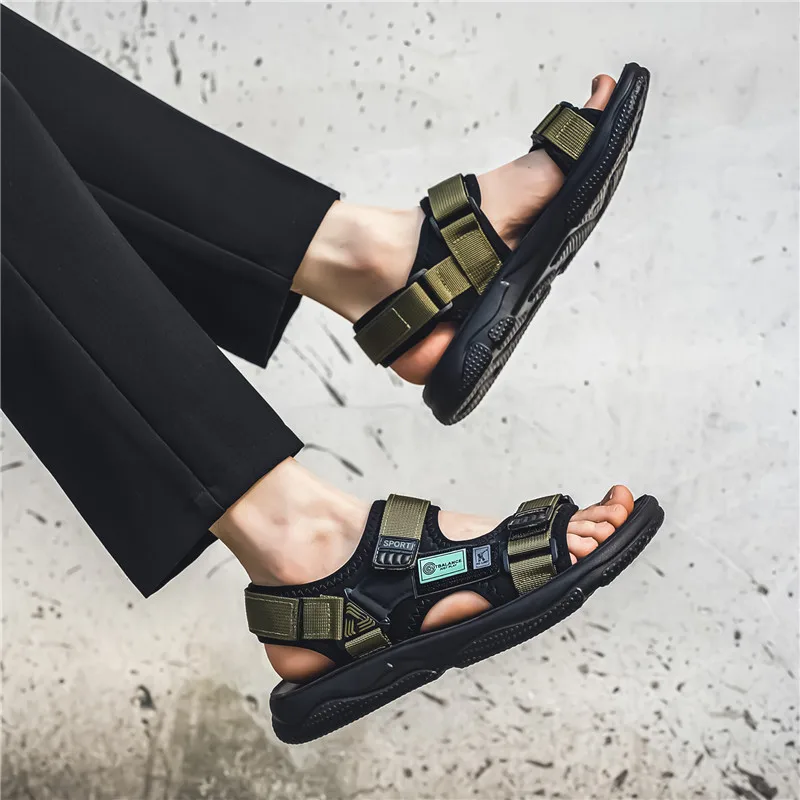 Summer Outdoor Fashionable Men's Sandals Grip Non-Slip Casual Large Size Flip Flops Lightweight Breathable Vacation Roman Shoes