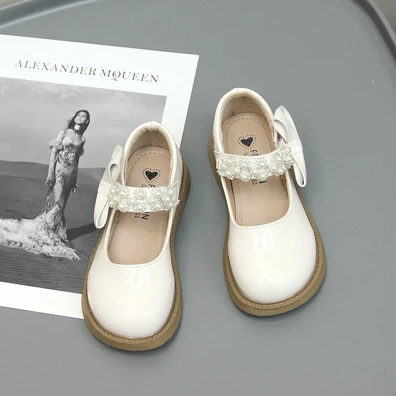 Girls Leather Shoes Children Fashion Bow with Pearls Chic Princess Glossy Versatile Shallow Loafers for Party Wedding