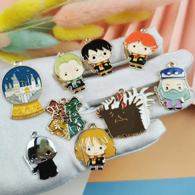Cartoon Harry Potter Collection Charms In Metallo Anime Figure Hermione Voldemort Braccialetto Fai Da Te Ciondolo 9 3/4 Neacklace Gioielli Regalo