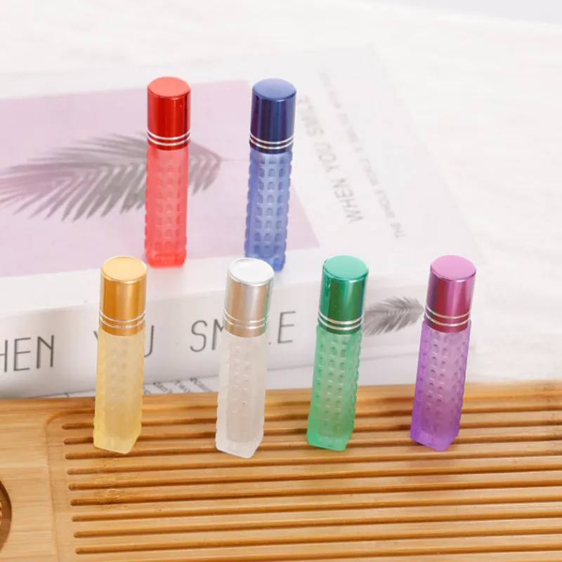 

100pcs 4ml Glass Roll On Bottles Sample Test Essential Oil Vials with Roller Empty Glass Bottle for Travel